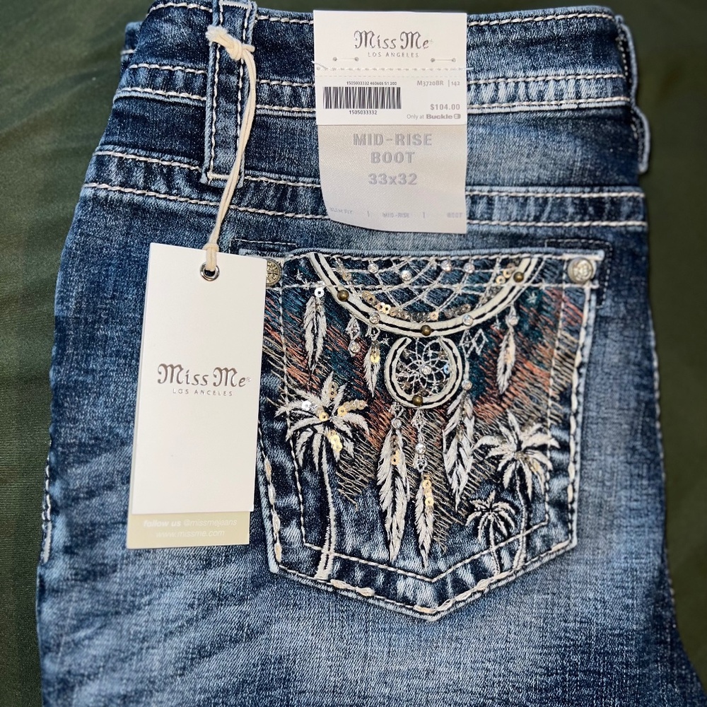 NWT Miss Me Boot Cut Jeans